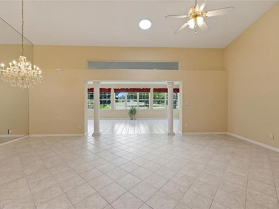 4th image of 204 Estelle CT