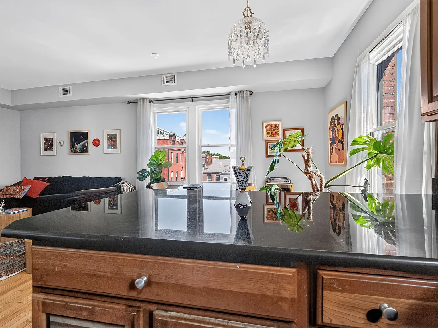 1 bed, 620 sqft, $2,500 — Photo 3