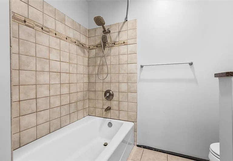 1551 4th Ave #601 — Photo 15