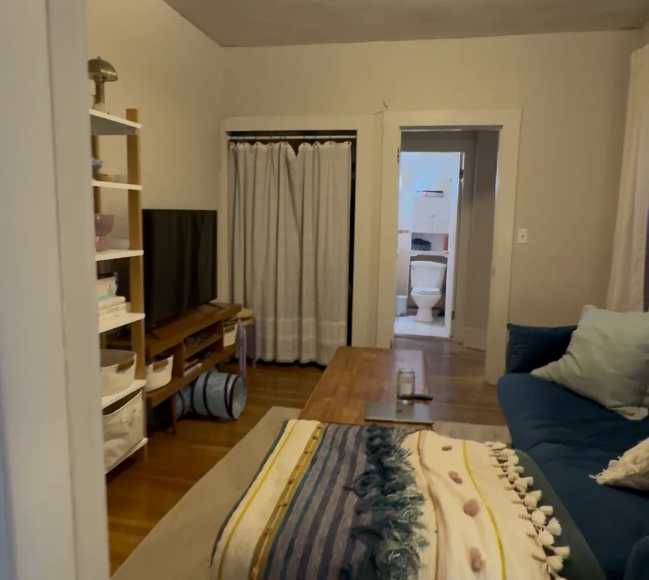 3 bed, $4,350 — Photo 4