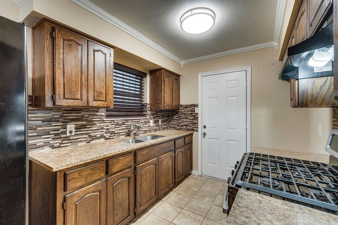 4916 Eastover Ave, Fort Worth, TX 76119 Zillow