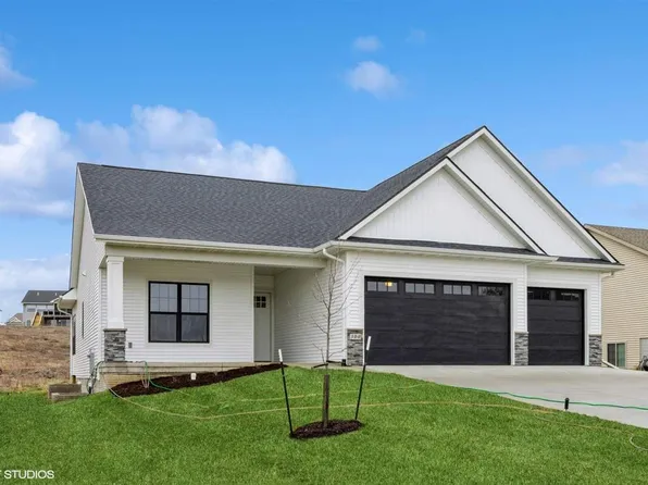 300 Linden Ln, Tiffin, IA 52340