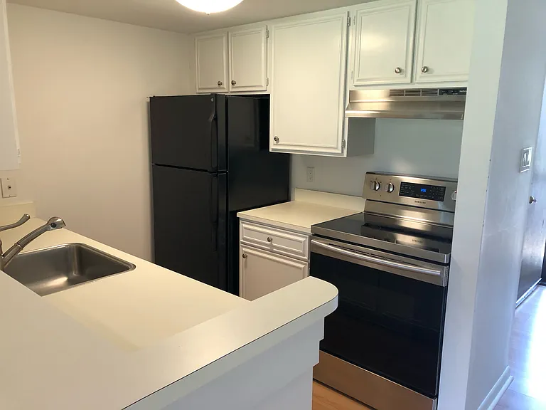 800 Saint Andrews Dr #231 — Photo 3