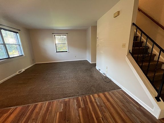 1st floor: Livingroom.