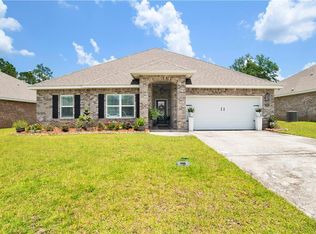 9062 Sweetgum Dr, Saraland, AL 36571