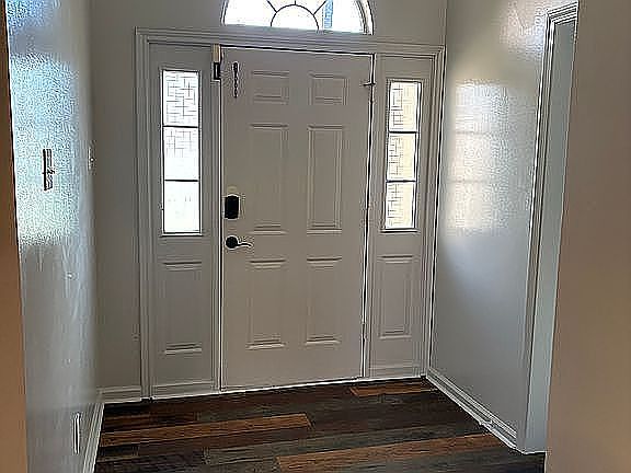 4th image of 309 Westpointe Cir