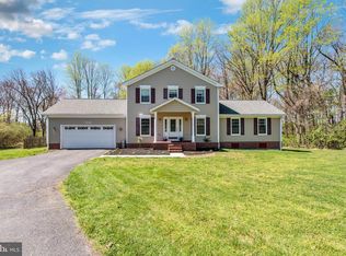 5800 Formosa Dr, Eldersburg, MD 21784