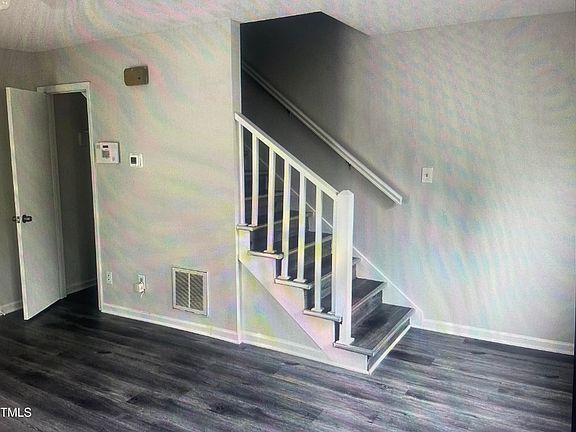 5th image of 1 Jadewood Ct