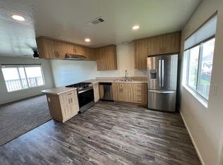 475 N White St APT E, Hanford, CA 93230