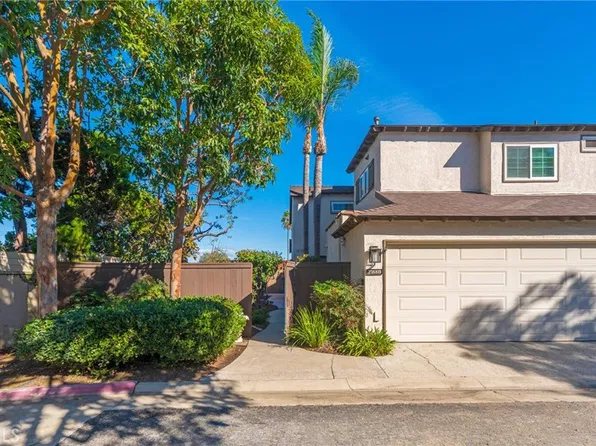 2168 E San Michel Dr #B, Costa Mesa, CA 92627