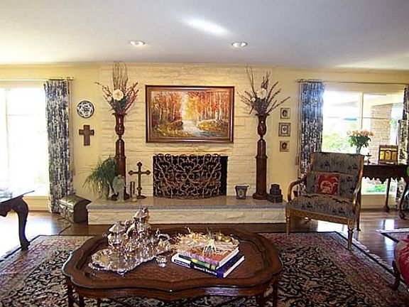 3rd image of 1450 Woodland Trl