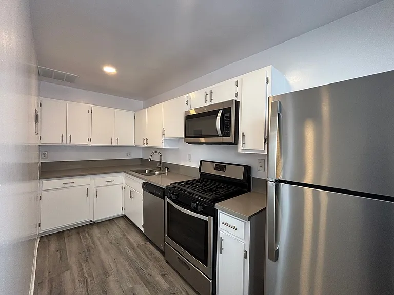 1253 Havenhurst Drive — Photo 21