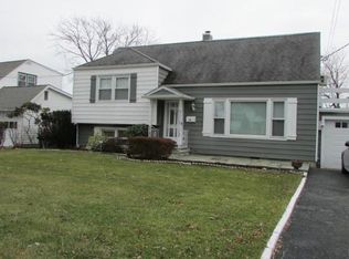 42 Rugby Rd, Yonkers, NY 10710