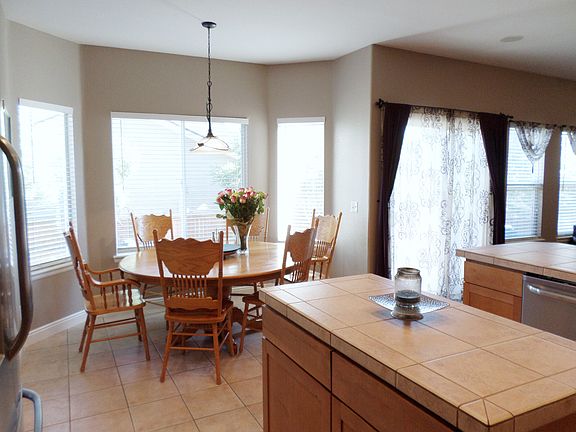 Eat in Kitchen