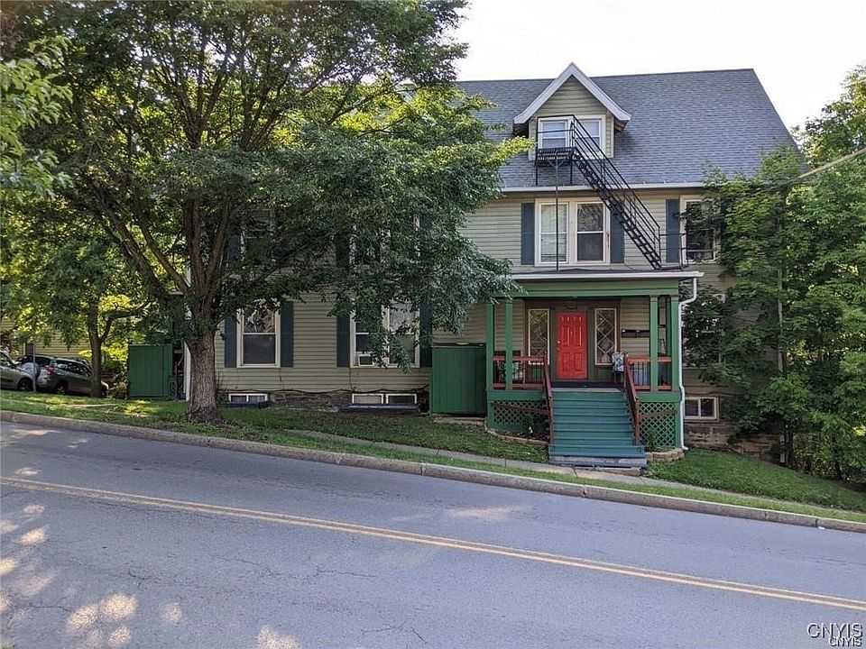 1st image of 316 S Aurora St