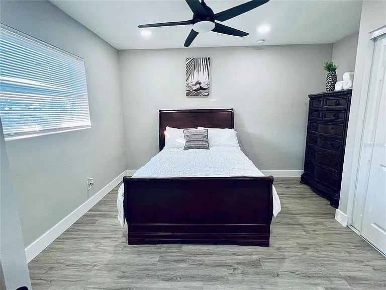 10341 Kumquat Ln — Photo 7