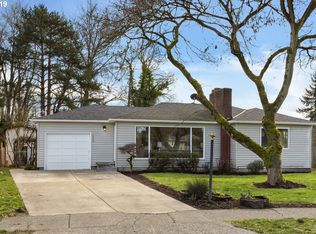 1440 Manor Dr, Gladstone, OR 97027