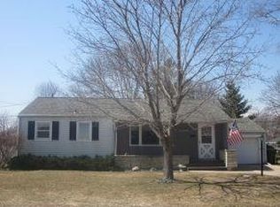 278 Laurel Ln, Fond Du Lac, WI 54935