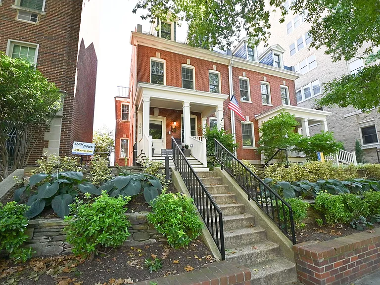 2012 Kalorama Rd NW #8A — Photo 39