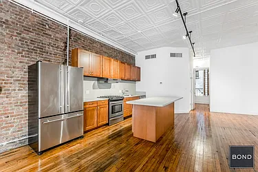 Rented by Bond New York