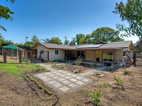 2nd image of 935 Tanya Ln