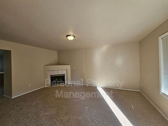3rd image of 17509 SE 16th Cir