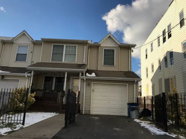 747-749 S 18th St, Newark, NJ 07103
