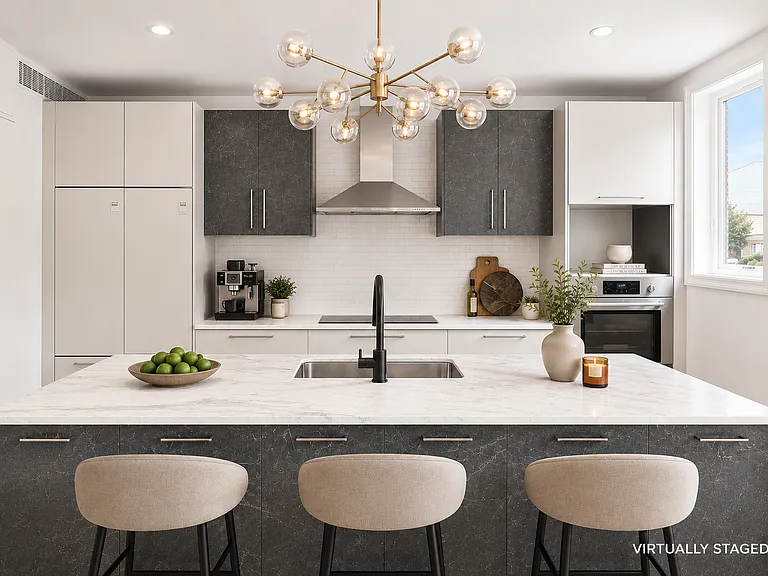 249 Cooper St #2 — Photo 3