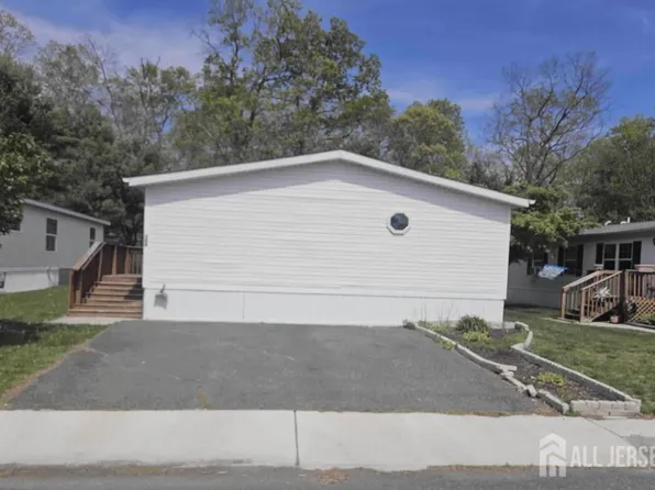 2110 Mays Landing Rd, Millville, NJ 08332