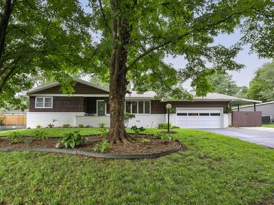 1932 E Sunset Drive, Springfield, MO, 65804