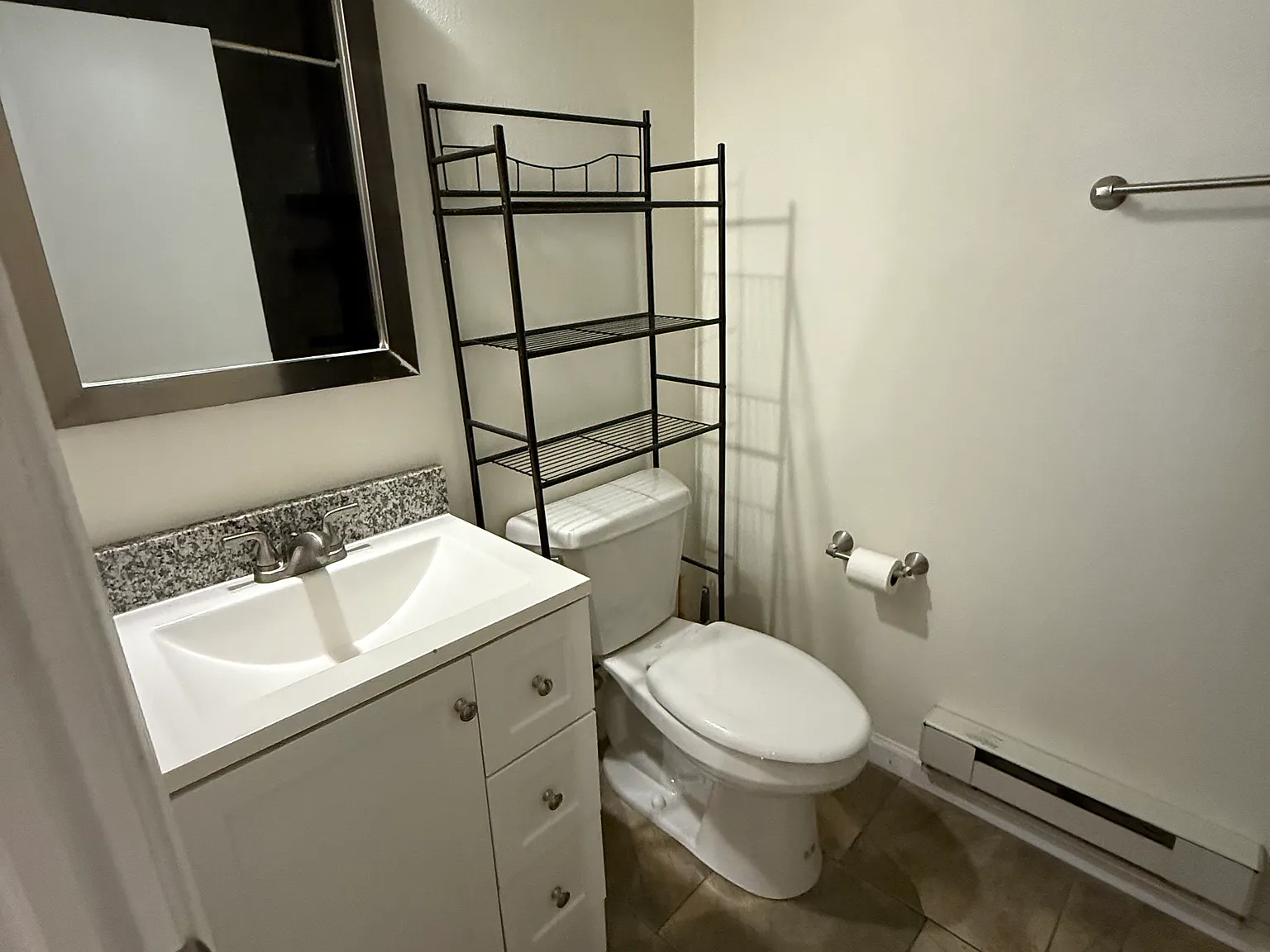 1 bed, 530 sqft, $1,300 — Photo 4
