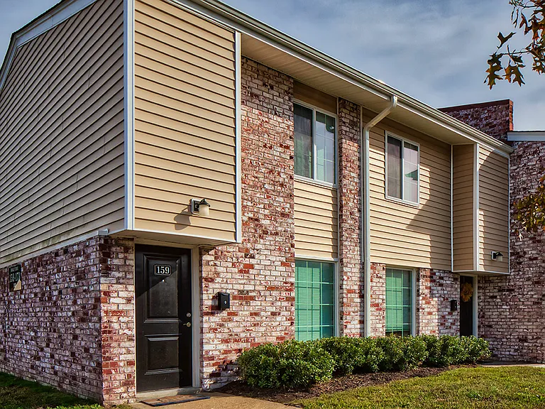 1, 2, & 3 bedroom apartments and townhomes