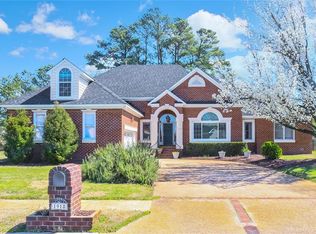 1918 Lancing Crest Ln, Chesapeake, VA 23323