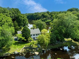 21 River Road, Essex, CT 06426