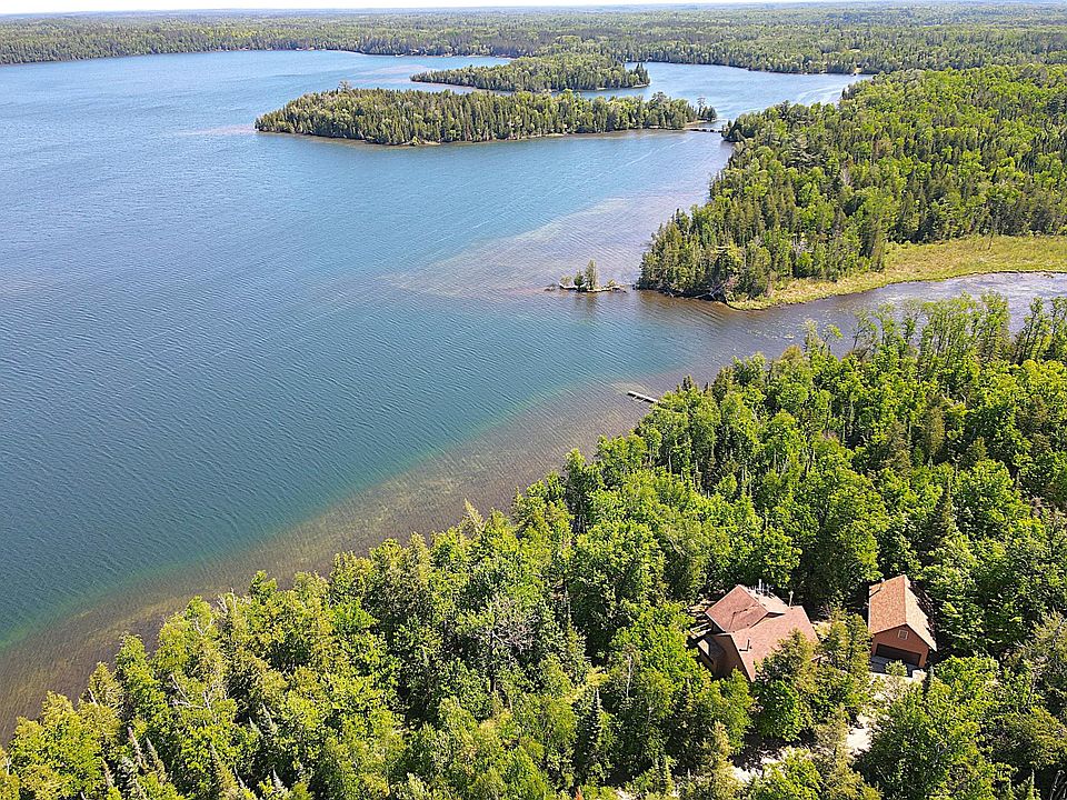 1st image of 50573 Evergreen Point Rd