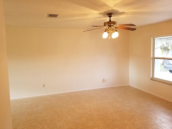 5th image of 3173 SW Landale Blvd