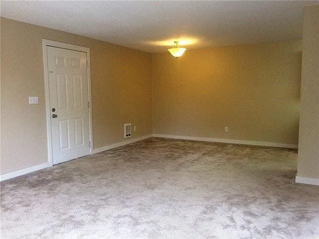 16817 Larch Way E #C-202 — Photo 5