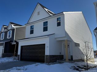 106 Parsons Ln, Saline, MI 48176