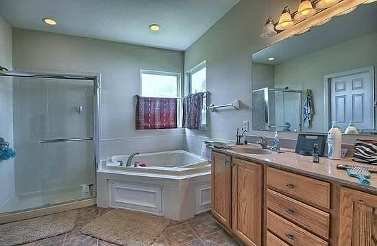 5th image of 2602 Weyant St