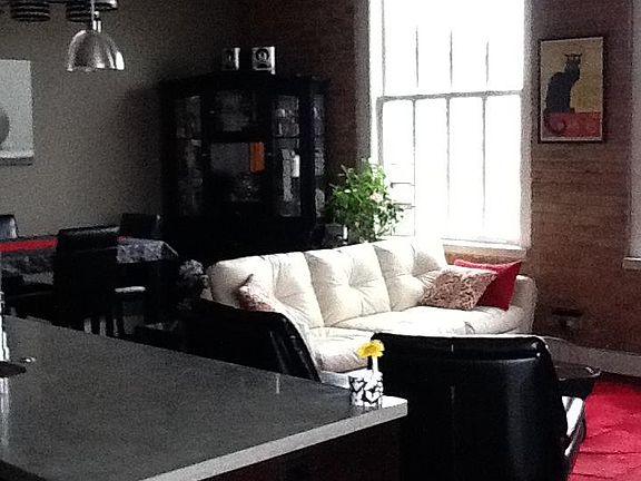3rd image of 2334 S Michigan Ave #P-22