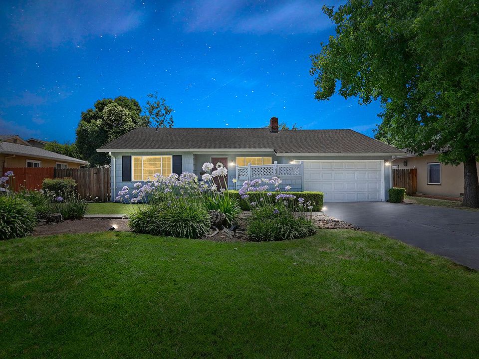 1st image of 1626 W Benjamin Holt Dr