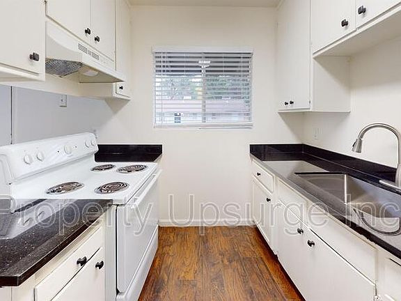 2nd image of 83 Mono Ave APT 3