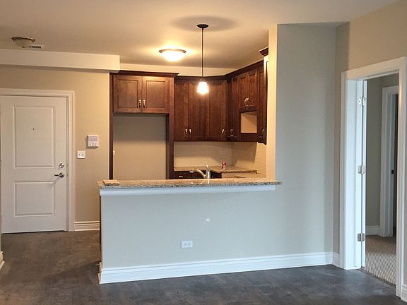 2nd image of 6614 W 65th St #00