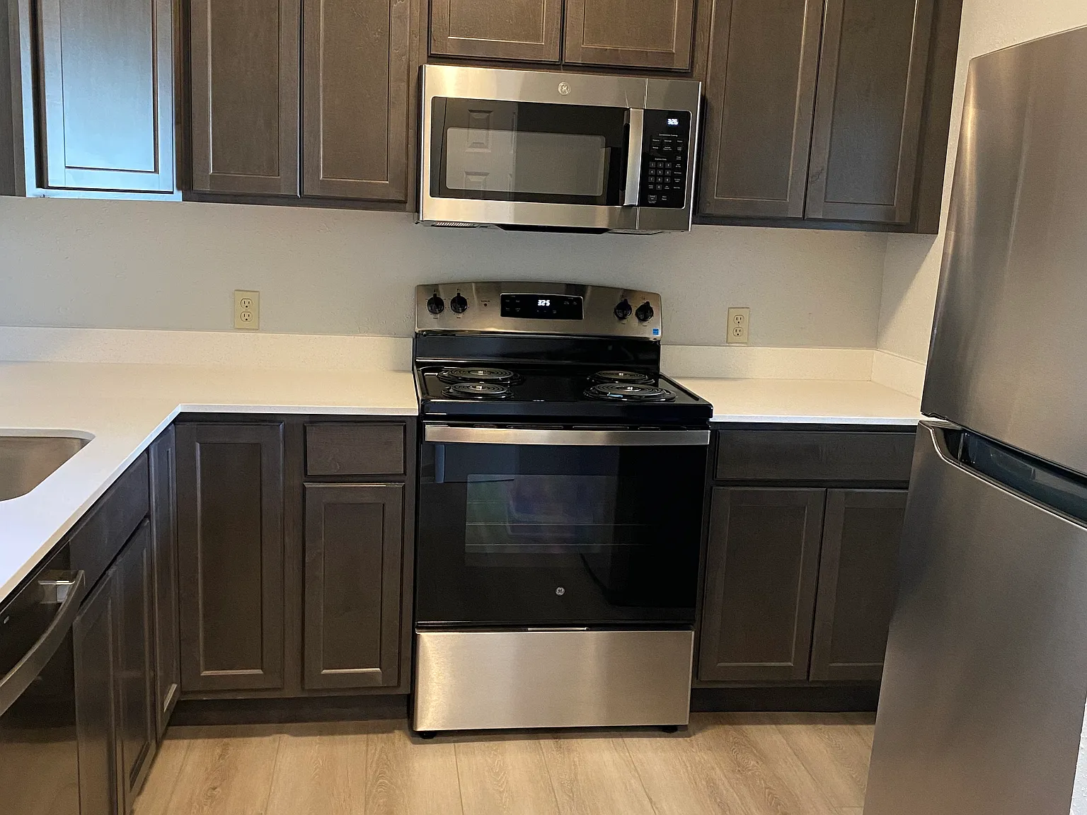 Walden Pond Condominiums — Photo 2