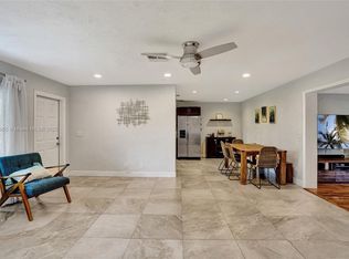 1083 SW 25th Pl, Boynton Beach, FL 33426