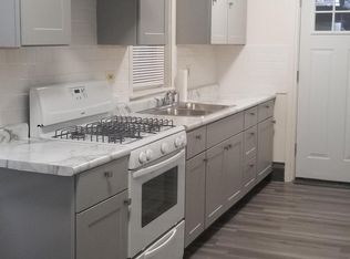 1027 W 19th St #1M, Chicago, IL 60608