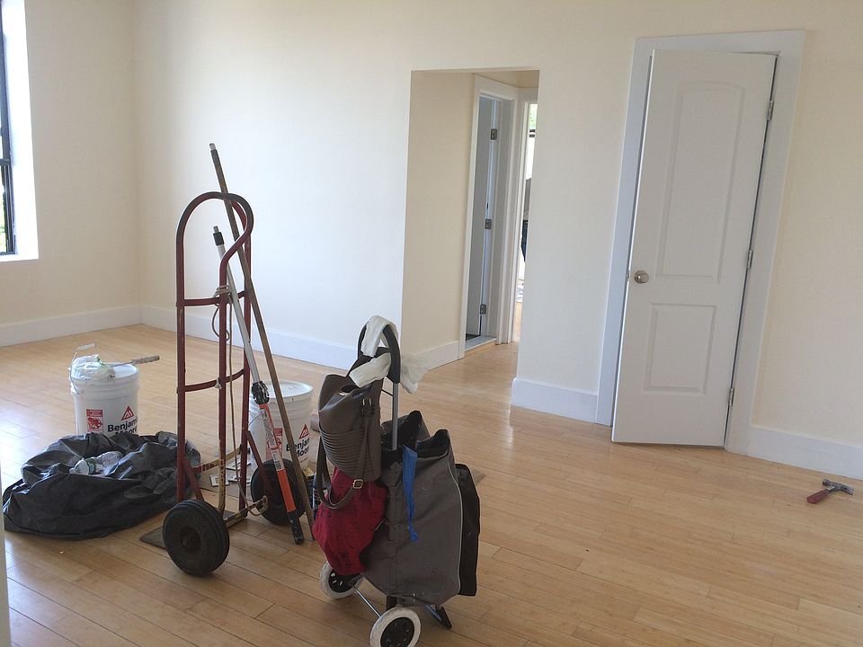 2nd image of 79 Lefferts Ave #5