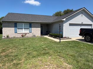 1562 Prairieview Ln, Greenfield, IN 46140
