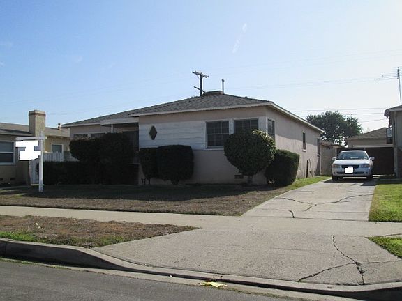 2nd image of 1910 W 93rd St