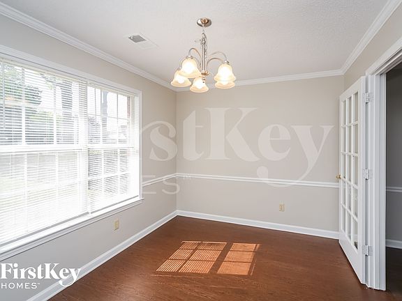 4th image of 5393 Lake Village Dr